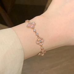 Four Leaf clover Rose Bracelet (Free Gift Box)