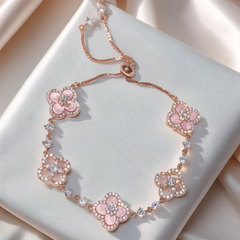 Four Leaf clover Rose Bracelet (Free Gift Box)