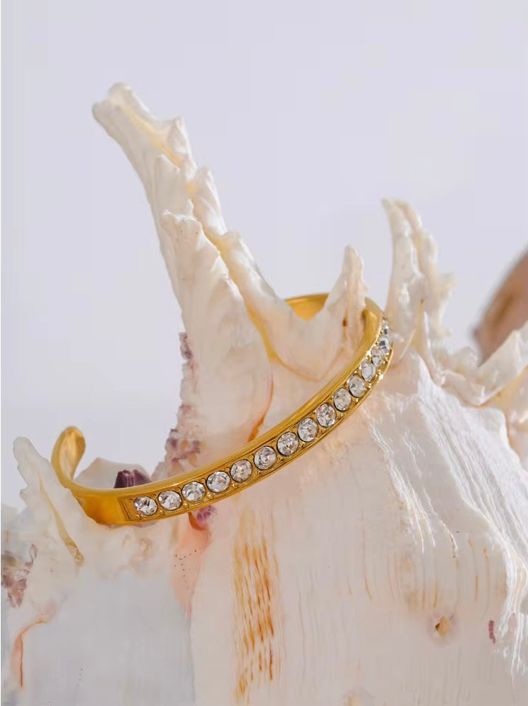 Elan Crystal Cuff