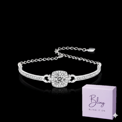 Luxury Eidi Hamper ( 7 Special Surprises + Free Delivery)