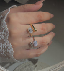 Luna Pearl Ring